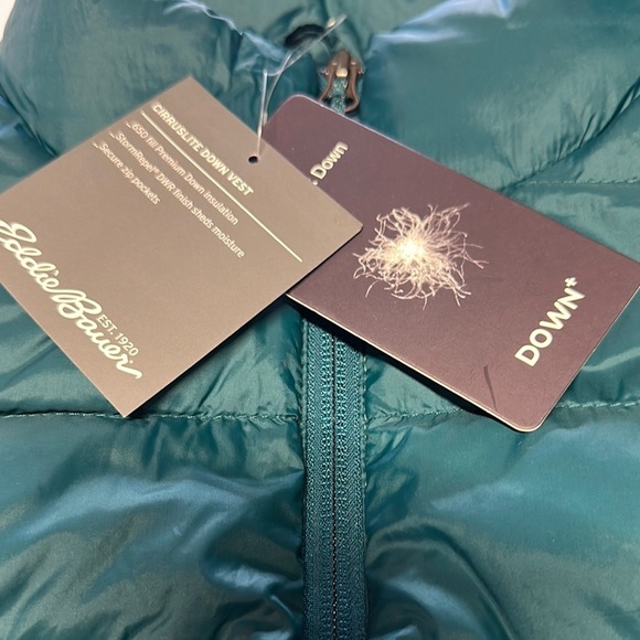 Eddie Bauer Green Quilted Vest with Stand-Up Collar - Picture 5 of 7